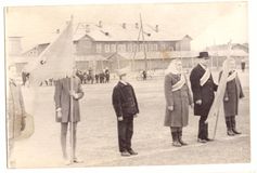 Пионеры 1967-68 уч. г. Учителя Чуркина Анастасия Витальевна, Амосова Зоя Георгиевна, Верещагина Римма Евгеньевна